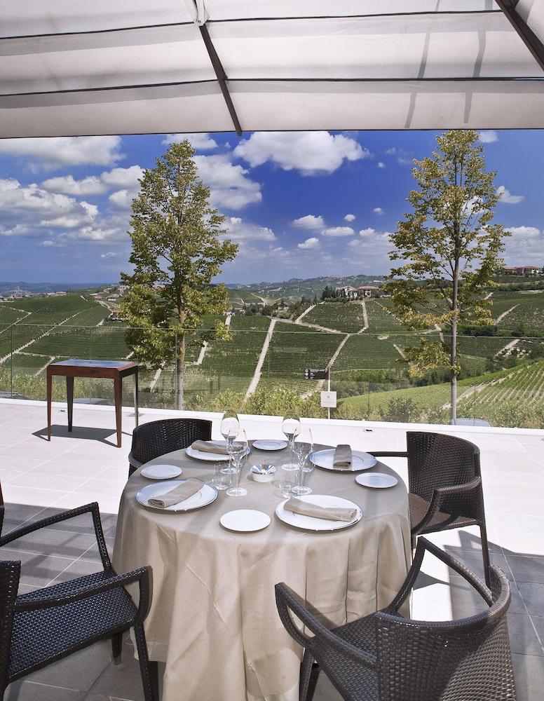 Il Boscareto Resort&Spa Serralunga d'Alba Esterno foto